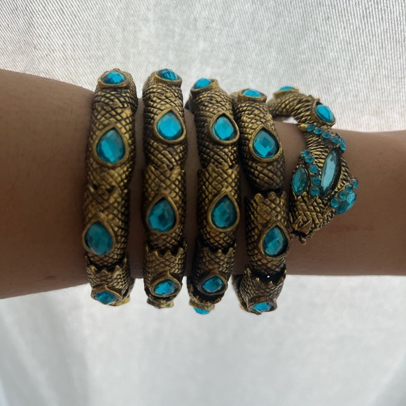 Serpent Bracelet - Picture 2 of 2